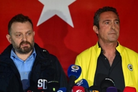 fenerbahce-baskani-ali-koc-tanik-sifatiyla-ifade-verdi-her-kazanan-takim-gibi-fotograf-cekilip-xRiFyZVG.jpg