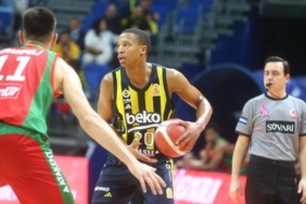 fenerbahce-bekodan-yalovaspor-basketbol-potasina-100-sayi-S8829UsY.jpg