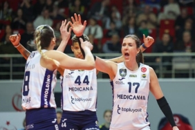 fenerbahce-medicana-3-1-vakifbank-mac-sonucu-ozet-C6jnPGGC.jpeg