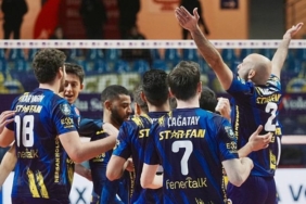 fenerbahce-medicana-erkek-voleybol-takimi-yari-final-icin-sahaya-cikiyor-lwm9QFTY.jpeg