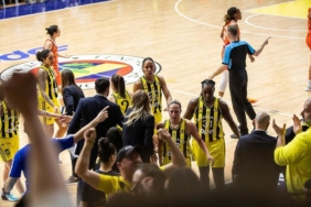 fenerbahce-opet-famila-schio-mac-sonucu-64-60-kadinlar-euroleaguede-ust-uste-besinci-WkLbZEut.jpg