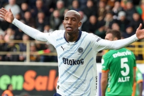 fenerbahcede-anderson-talisca-hedefini-acikladi-takim-icin-her-zaman-dfaz9f7I.jpg