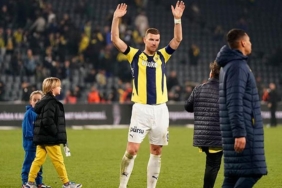 fenerbahcede-edin-dzeko-sov-devam-ediyor-LnZtOUgb.jpg