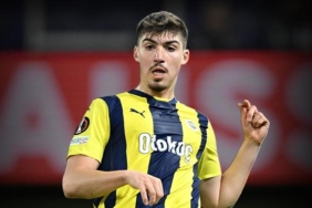 fenerbahcede-yusuf-akcicek-montellaya-mesaj-verdi-derbiye-damga-vurdu-DuOVqIxV.jpg