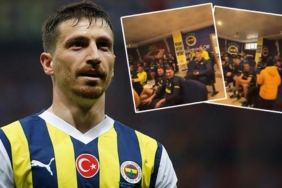 fenerbahcenin-derbi-toplantisina-surpriz-misafir-mert-hakan-ile-ilginc-diyalog-X7imynby.jpg