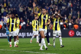 fenerbahcenin-yeni-yildizlari-kadikoyde-sahnede-rKPIjuTm.jpg