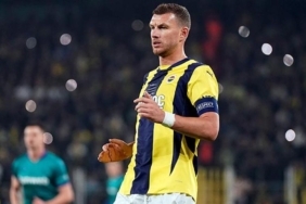 fenerbahceye-kotu-haber-dzekonun-eli-kirildi-8h173QXm.jpg