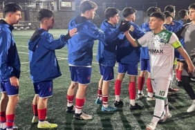 futbolcular-tribune-saldirdi-mac-yarida-kaldi-DqbcjmtP.jpg