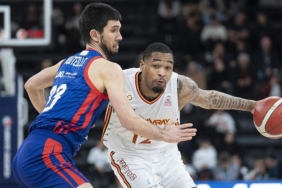 galatasaray-bahcesehir-koleji-mac-sonucu-87-84-9A8rbNXf.jpg