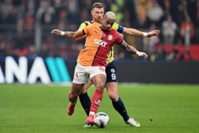 galatasaray-fenerbahce-derbisine-mario-lemina-damgasi-kusursuz-performans-Zm7yO1aY.jpg