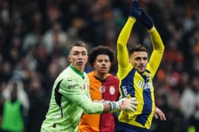 galatasaray-fenerbahce-derbisinin-ardindan-fernando-muslera-her-maci-kazanmaya-calismamiz-gerekiyor-ESAZWRY9.jpg