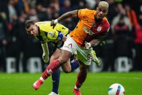 galatasaray-fenerbahce-derbisinin-ardindan-mario-lemina-benimle-gurur-duymalarini-istiyorum-ESpfWNpR.jpg