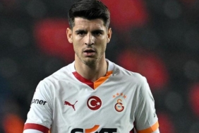 galatasarayin-yeni-transferi-alvaro-morata-ayaginin-tozuyla-sahada-uXzUTJYP.jpg