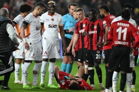 gaziantep-fk-galatasaray-macina-damga-vuran-anlar-atlanan-kirmizi-kartlar-golde-ofsayt-suphesi-m7hAXpwl.jpg