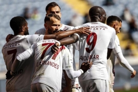 hatayspor-100-gun-sonra-kazandi-tek-gol-kritik-3-puan-hatayspor-1-0-alanyaspor-mUNbTCsc.jpg