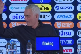 jose-mourinhonun-tercumanina-takildigi-anlar-sosyal-medyayi-salladi-i3KwNKLl.jpg