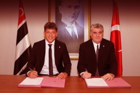 keny-arroyo-ve-elan-ricardonun-maliyeti-belli-oldu-iste-odenecek-rakamlar-cjkxMiRF.jpg