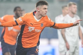 krzysztof-piatek-gol-kralligi-yarisinda-zirvede-a9CrBcT4.jpg