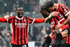 milan-italya-kupasinda-romayi-3-golle-yikti-yari-final-biletini-kapti-n16sXSQe.jpg