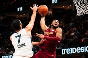 nbade-cleveland-cavaliers-ust-uste-7-galibiyetine-imza-atto-2HmzZOue.jpg