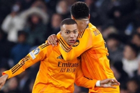 ozet-madrid-geri-dondu-manchester-city-real-madrid-mac-sonucu-2-3-cwIIuTWb.jpg