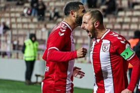 samsunspordan-3-imza-birden-sozlesmeleri-uzatildi-aWBKHqbn.jpg