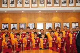 son-dakika-galatasaray-16-transferi-resmen-acikladi-imzalar-art-arta-SgHhkADn.jpg