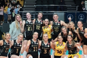 vakifbank-3-2-galatasaray-daikin-DTdKPeA1.jpeg