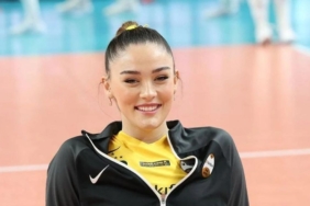 vakifbank-zehra-gunesin-sozlesmesini-uzatti-n9qdyZmi.jpeg
