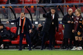 yazarlar-galatasarayda-faturayi-okan-buruk-ve-yonetime-kesti-transfer-hatasinin-bedeli-tgTKSCK4.jpg