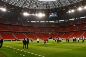 a-milli-futbol-takimi-puskas-arenada-yuruyus-yapti-WzKX64f9.jpg