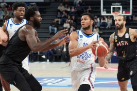 anadolu-efes-mersinspor-mac-sonucu-102-83-TjHfHDHc.jpg