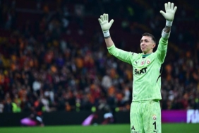 antalyaspor-galibiyeti-sonrasi-galatasarayda-fernando-muslera-motivasyonumuz-en-ust-seviyede-NkbarRWC.jpg