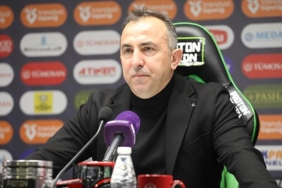 besiktas-maci-sonrasi-recep-ucar-insanustu-mucadele-eden-oyuncularimi-yurekten-kutluyorum-mfOyweUX.jpg