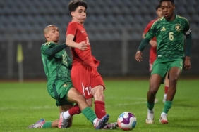 besiktasin-genc-yildizi-enes-cinemreye-dev-talip-YK8ij2E2.jpg