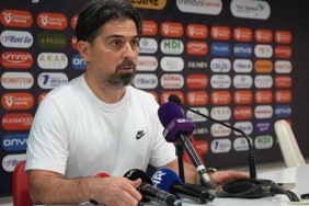 caykur-rizesporda-ilhan-palut-her-puan-altin-degerinde-kngJYURh.jpg