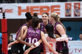 eczacibasi-zirve-takibini-surdurdu-1cm6vjzk.jpeg