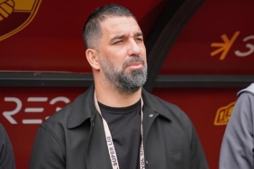 eyupspor-teknik-direktoru-arda-turan-bizim-icin-avrupaya-gitmek-dogru-mu-bilmiyorum-aV7SwP9t.jpg