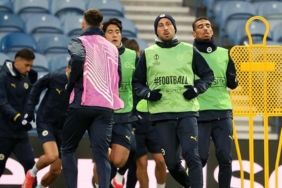 fenerbahce-rangers-macina-hazir-VLUuGj7E.jpg