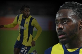 fenerbahcede-bright-osayi-samuelden-yeni-sozlesme-aciklamasi-cok-istiyorum-gorusecegim-2qcsNamE.jpg
