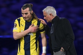fenerbahcede-caglar-soyuncunun-sahalara-donecegi-mac-belli-oldu-milli-maclari-kaciriyor-w7sj8Mgm.jpg