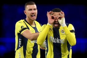 fenerbahcede-edin-dzeko-en-nesyri-etkisi-iste-tek-tek-istatistik-tablosu-N6hpEyKc.jpg
