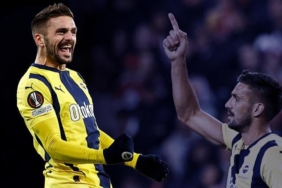 fenerbahcede-istenmeyen-adam-ilan-edildi-ajaxtan-transfer-aciklamasi-geldi-surpriz-tadic-gelismesi-nnivwMgQ.jpg