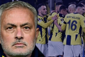 fenerbahcede-jose-mourinhodan-geri-donus-motivasyonu-kollari-sivadi-ug3mlpHN.jpg