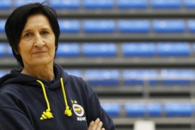 fenerbahcede-valerie-garnier-oldukca-iddiali-hedef-her-zaman-kupalar-XWOWifEI.jpg