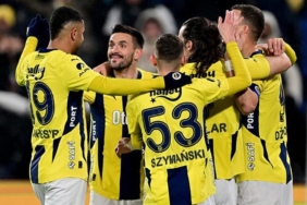 fenerbahcede-yonetim-harekete-gecti-menajerleri-cagrildi-O7Kgv4Lh.jpg