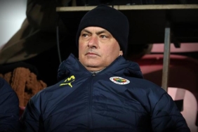 fenerbahceden-jose-mourinhodan-dikkat-ceken-basari-10-yil-sonra-ilk-kez-dKASGSkF.jpg