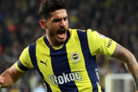 fenerbahcenin-eski-stoperi-samet-akaydinden-itiraf-iyi-ki-yaptim-u25I6SxM.jpg