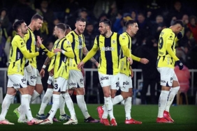 fenerbahcenin-ligde-ilk-5-kabusu-besiktas-ve-eyupspor-kaldi-KbxEV57z.jpg