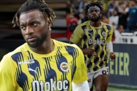 fenerbahcenin-rangers-maci-kadrosuna-alinmayan-saint-maximinden-olay-paylasim-GbVQmdaR.jpg